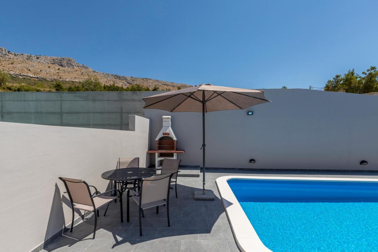 House With Private Pool Magdalena Apartment Подстрана Екстериор снимка