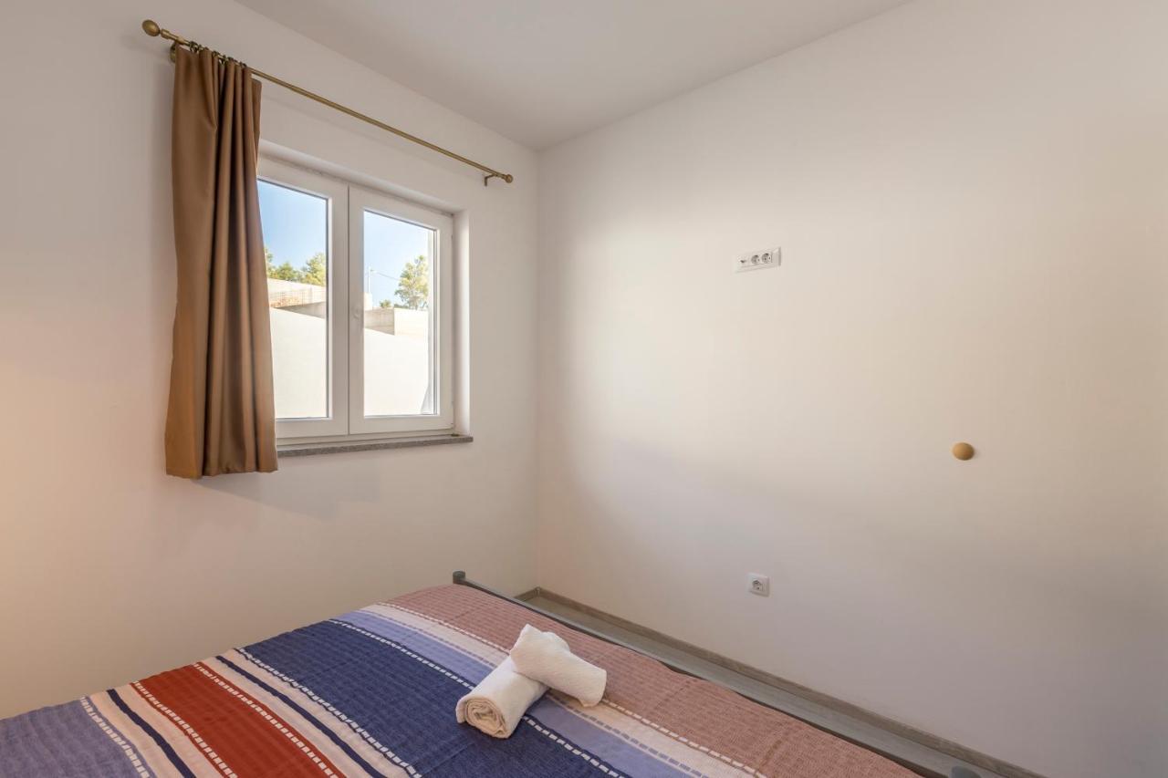 House With Private Pool Magdalena Apartment Подстрана Екстериор снимка