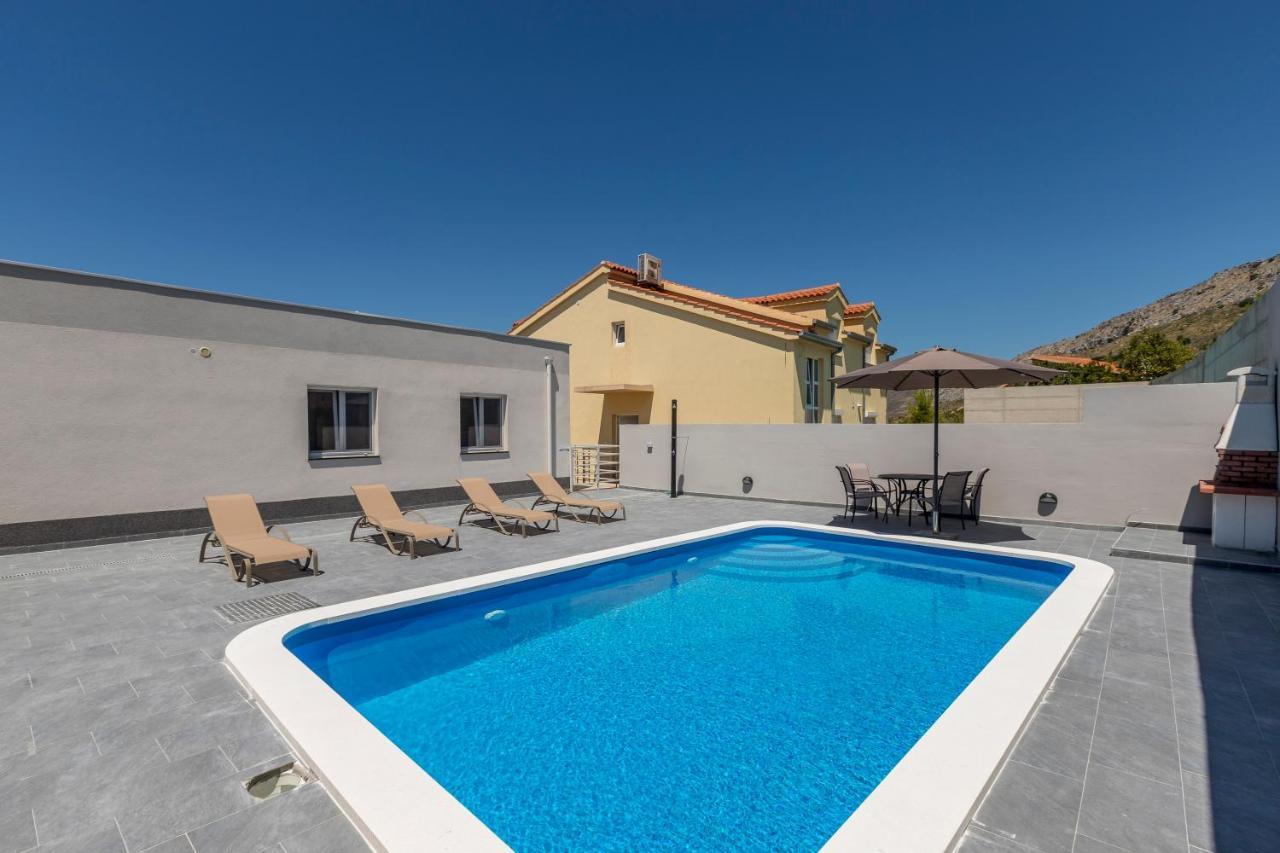 House With Private Pool Magdalena Apartment Подстрана Екстериор снимка