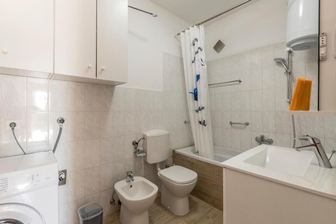 House With Private Pool Magdalena Apartment Подстрана Екстериор снимка